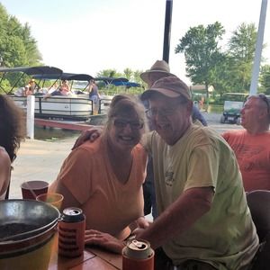 Meet your Posher, Sharon